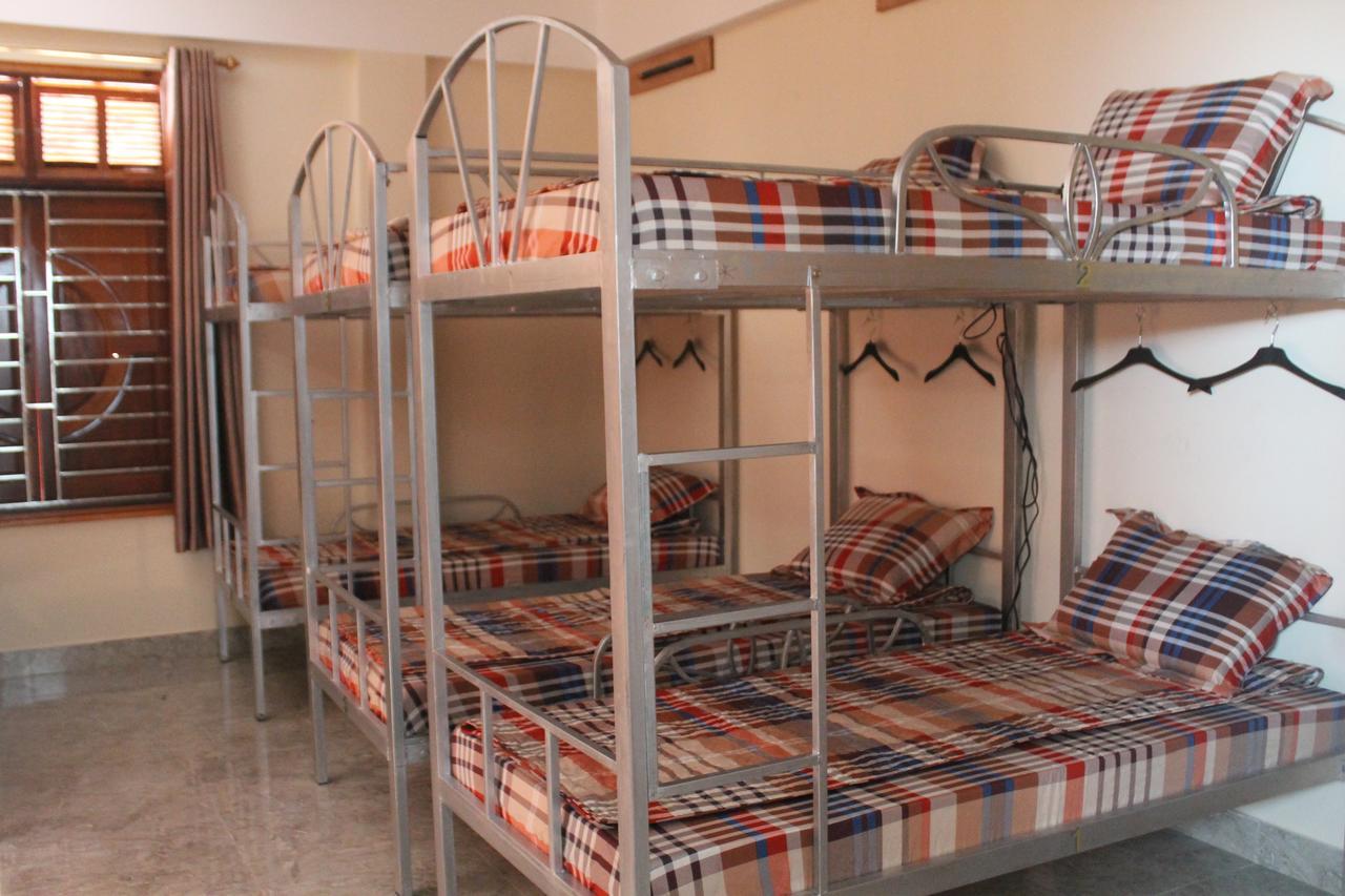 Phong Nha Gecko Hostel ด่งเฮ้ย ภายนอก รูปภาพ