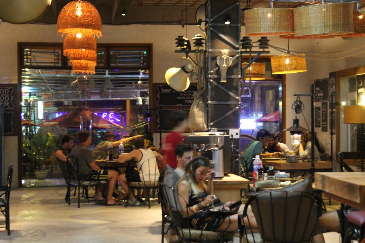 Phong Nha Gecko Hostel ด่งเฮ้ย ภายนอก รูปภาพ