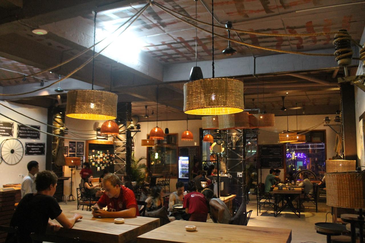 Phong Nha Gecko Hostel ด่งเฮ้ย ภายนอก รูปภาพ